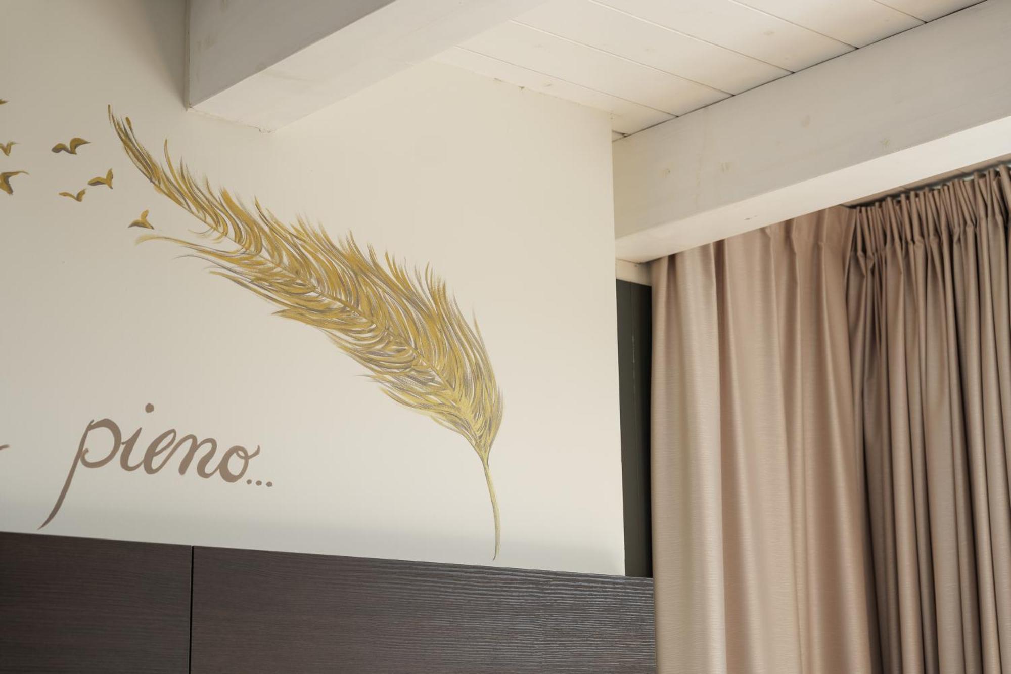 Hotel Ristorante Da Tonino Recanati Exterior photo